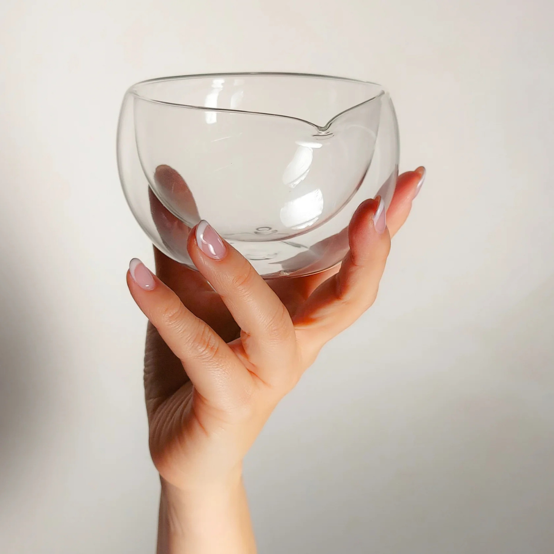 Double-Walled Glass Matcha Bowl with Pourer – 300ml